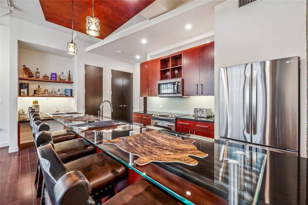 Fort Worth, TX 76107,2600 W 7th Street #1407