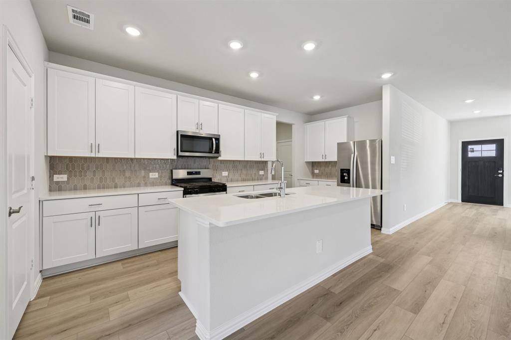 Seagoville, TX 75159,2228 Mustang Way