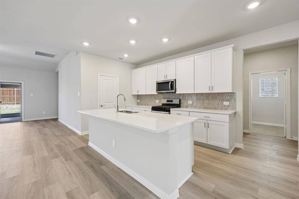 Seagoville, TX 75159,2228 Mustang Way