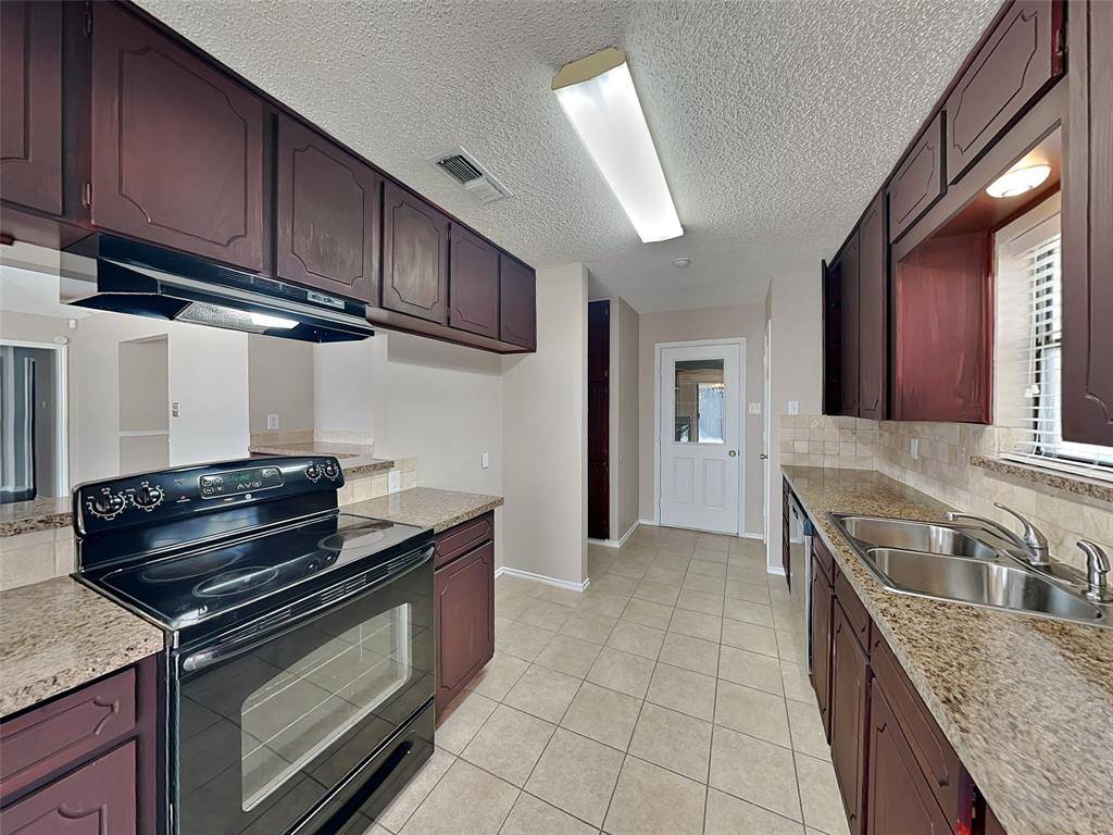 Aledo, TX 76008,445 Hillside Drive