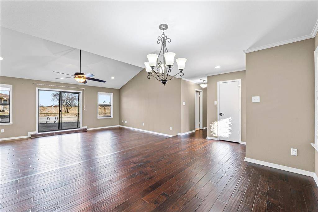 West, TX 76691,1505 Jane Lane