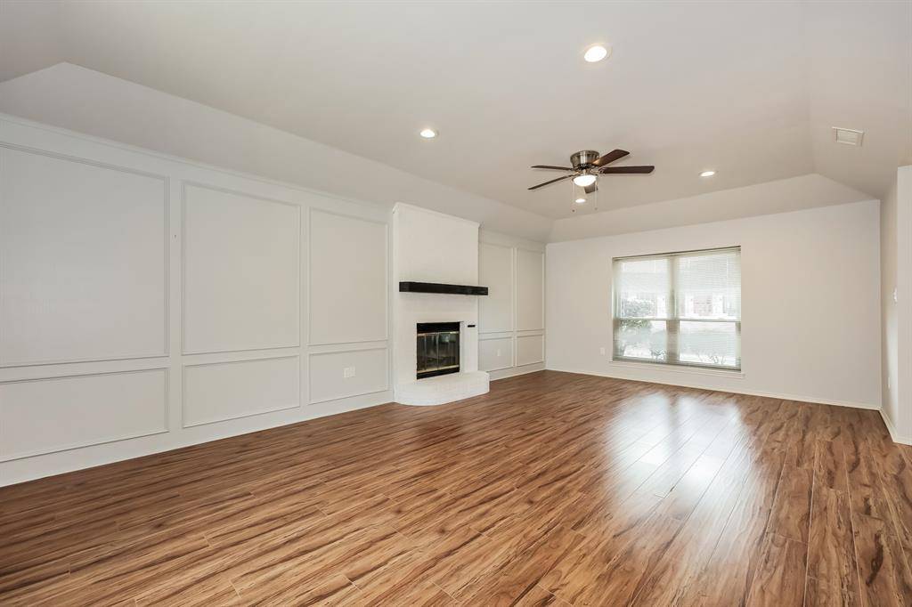 Grapevine, TX 76051,2002 Harwell Street