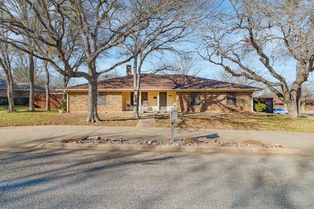 Graham, TX 76450,1511 Oak Forest Drive