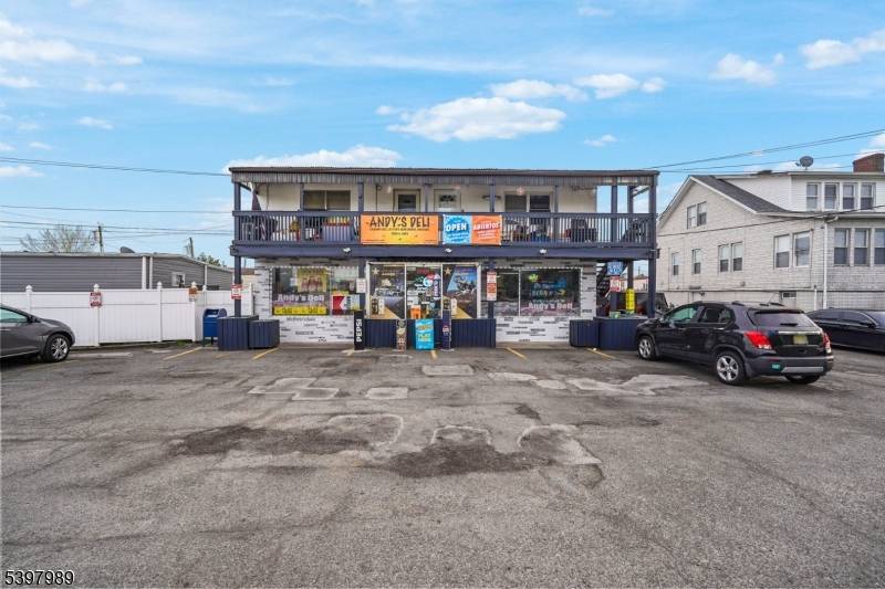 Moonachie Boro, NJ 07074,21 Helen