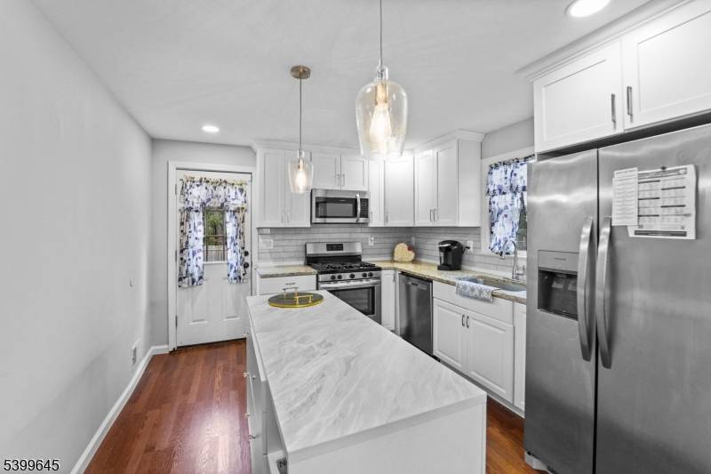 North Plainfield Boro, NJ 07063,639 Parkview Ave