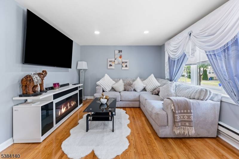 Roselle Boro, NJ 07203,310 Stockton Ave