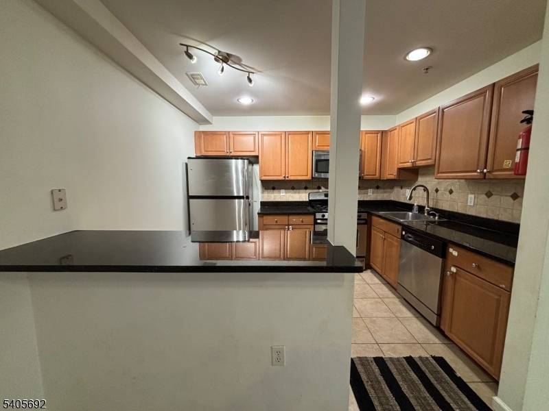 Piscataway Twp., NJ 08854,116 Chariot Ct