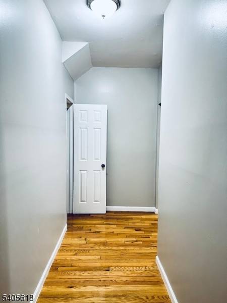 Newark City, NJ 07112,440 Jelliff Ave #1