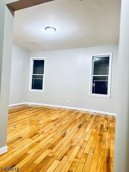 Newark City, NJ 07112,440 Jelliff Ave #1