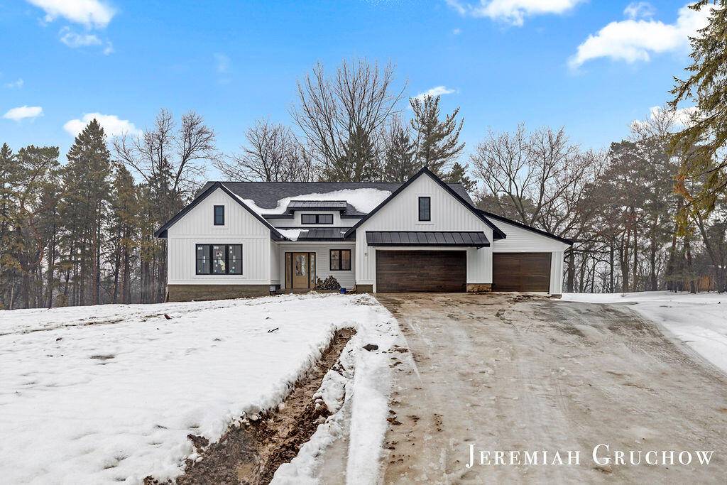 Kentwood, MI 49546,2160 Engleside AVE SE