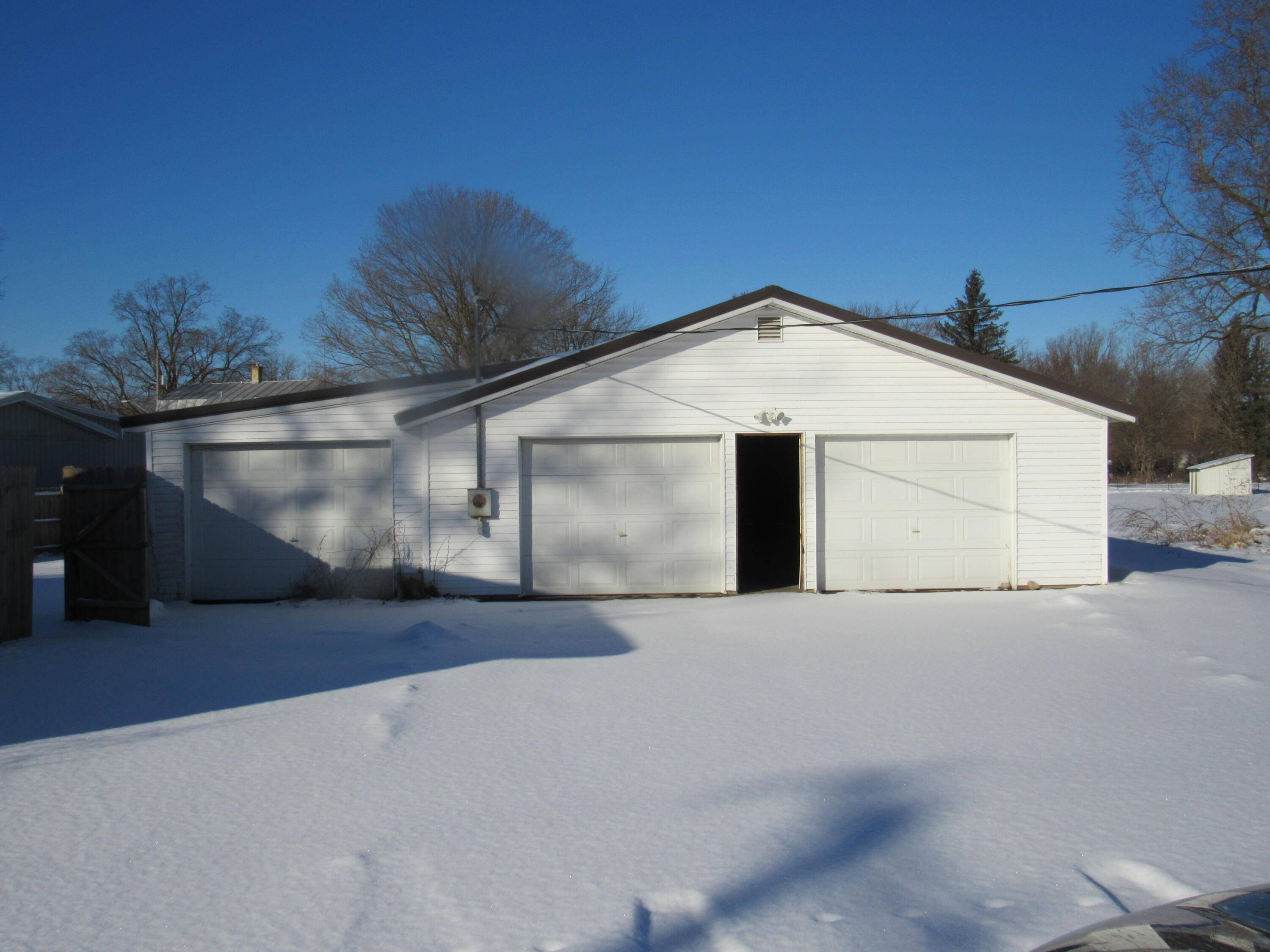 Ionia, MI 48846,130 W Riverside DR