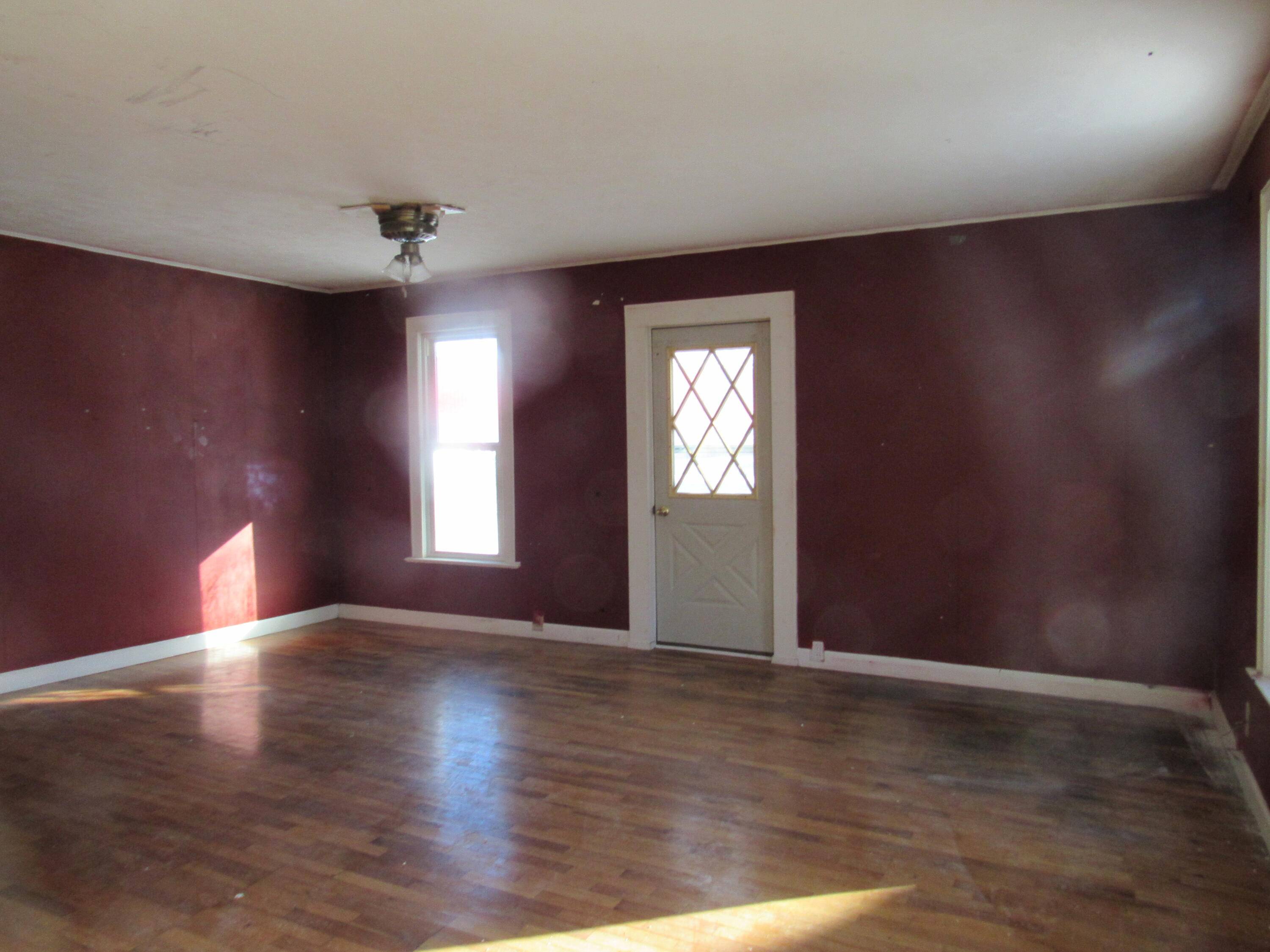 Ionia, MI 48846,130 W Riverside DR