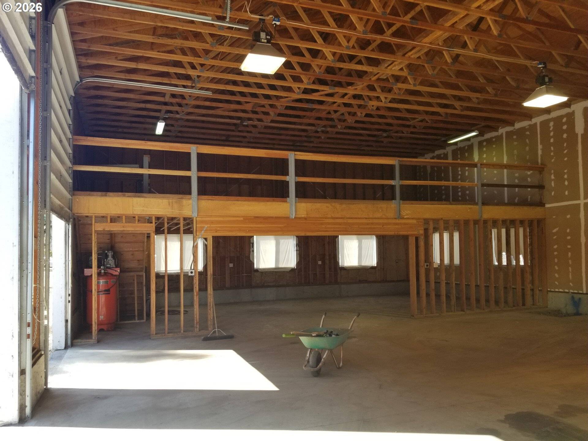 Molalla, OR 97038,1441 W MAIN ST