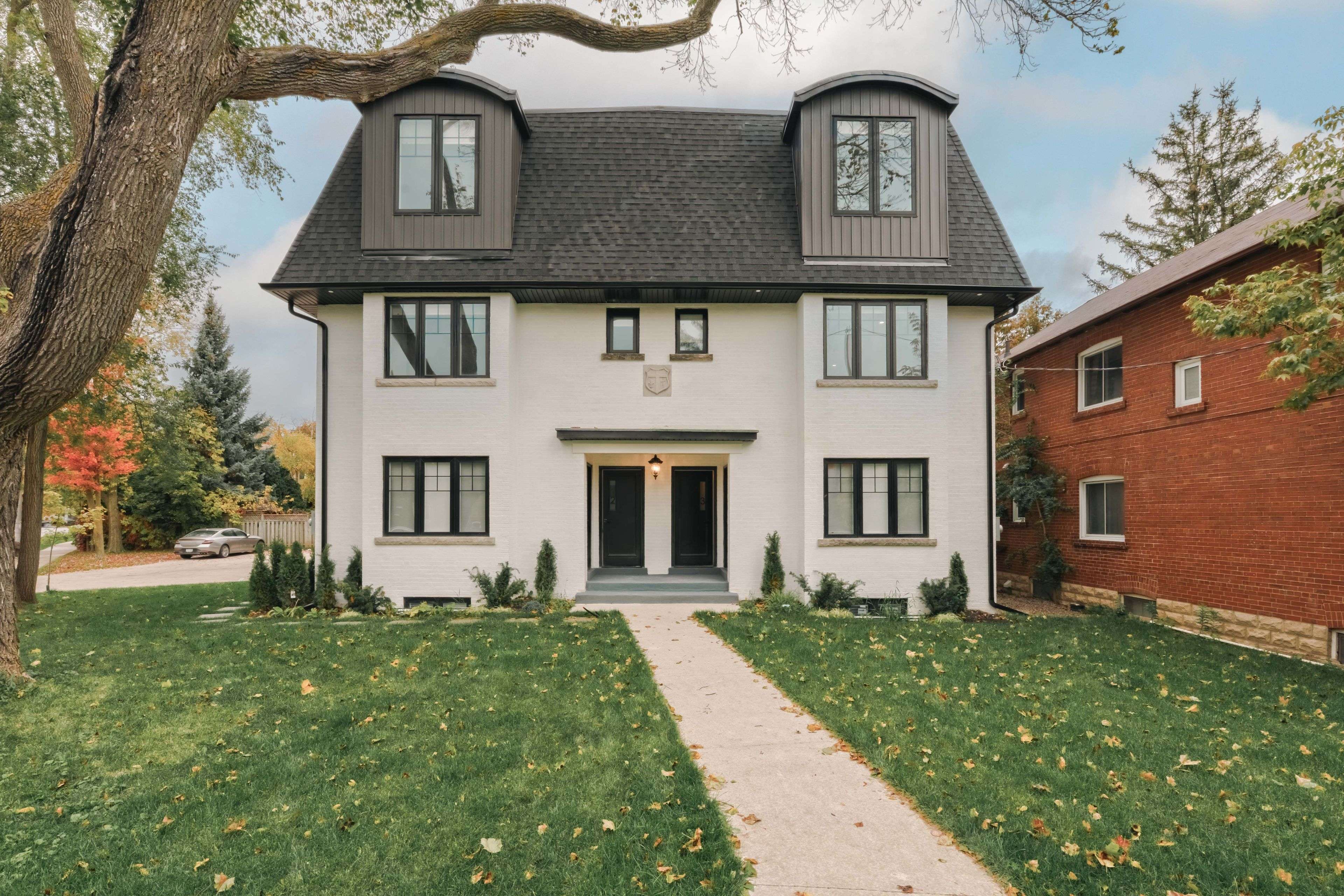 Toronto C04, ON M5M 2H5,58 Mcnairn AVE #6