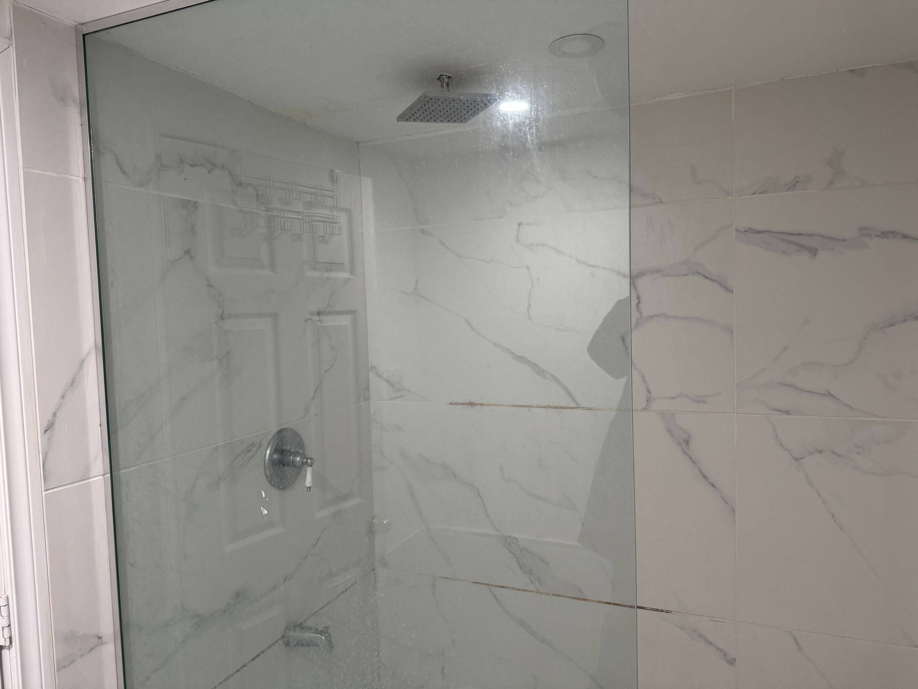 Toronto C07, ON M2R 2Y4,14 Robson PL W