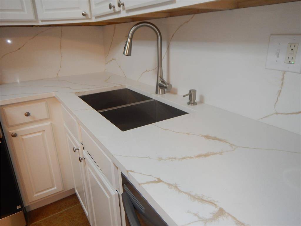 Coral Springs, FL 33065,4116 NW 88th Ave #202