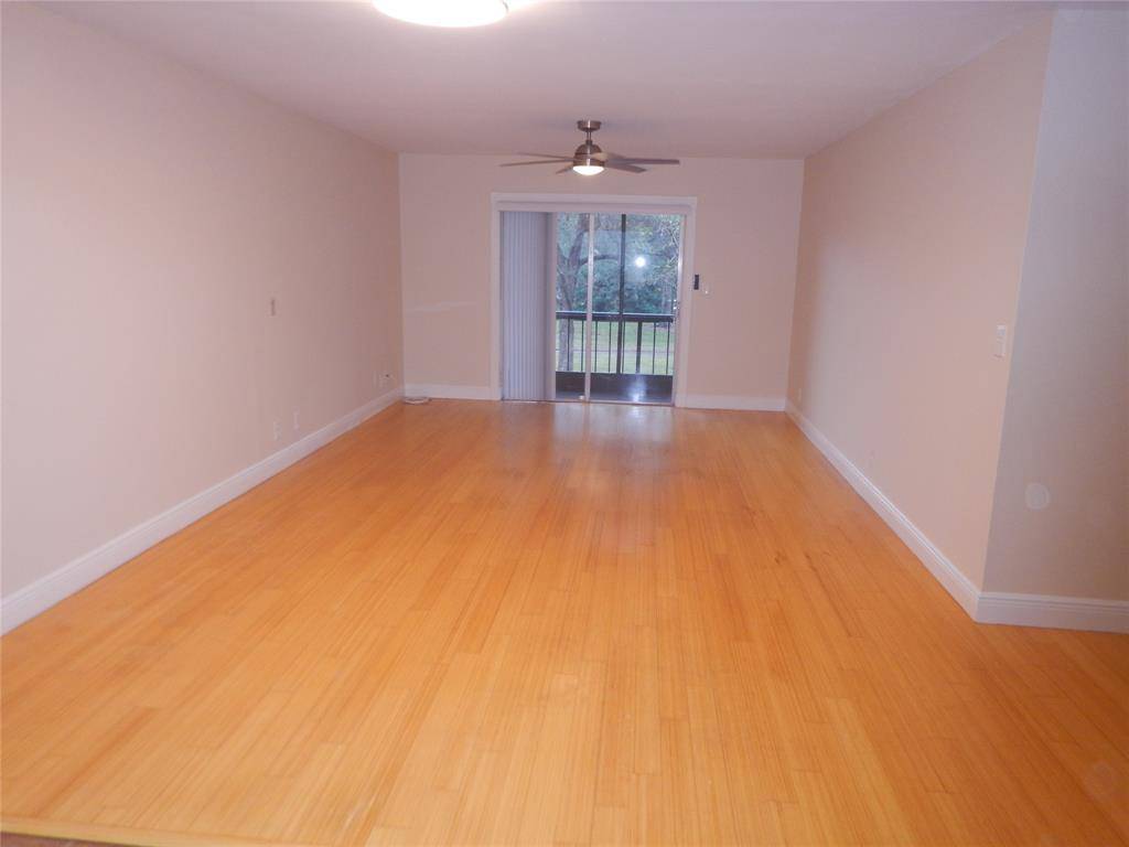 Coral Springs, FL 33065,4116 NW 88th Ave #202