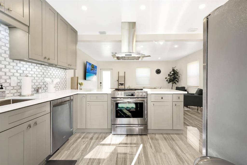 Fort Lauderdale, FL 33311,1332 NW 6th Ave