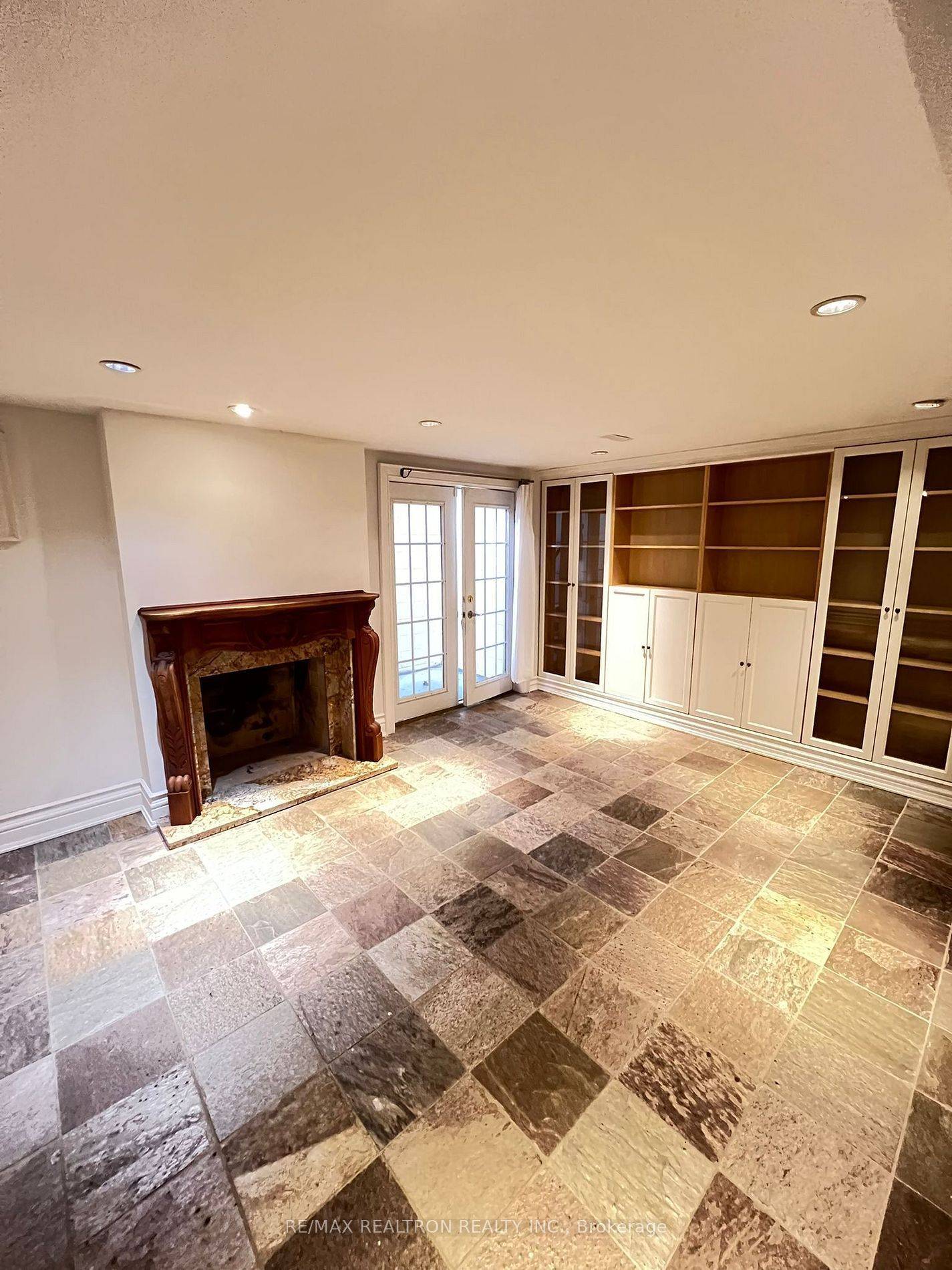 Markham, ON L3T 1W4,36 Elgin ST