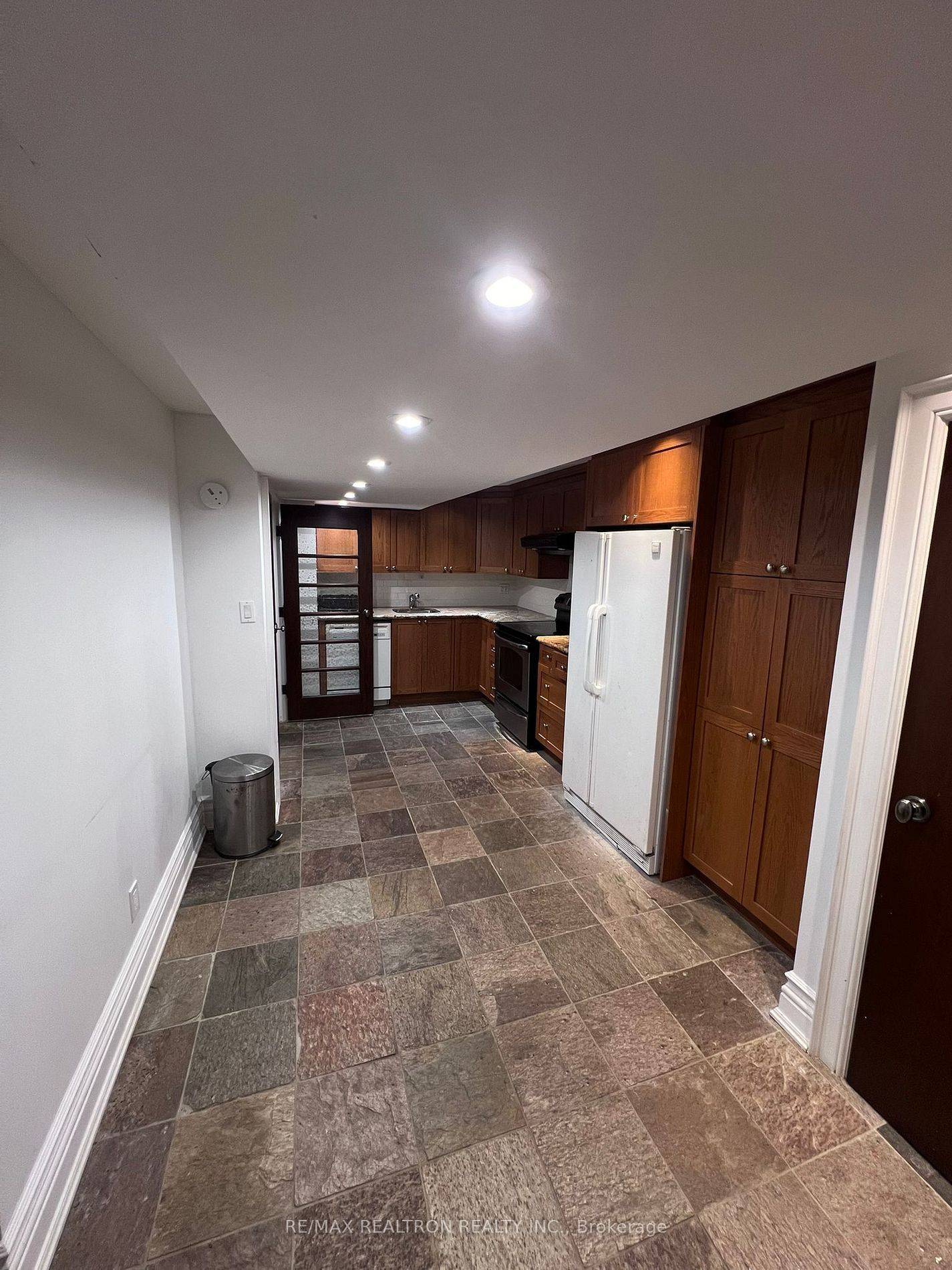 Markham, ON L3T 1W4,36 Elgin ST