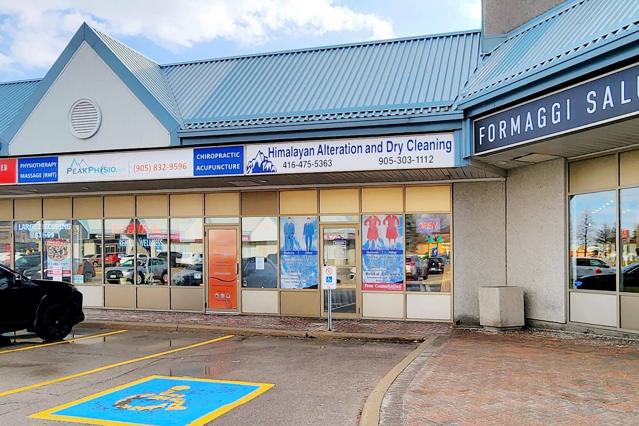 Vaughan, ON L4K 5A3,9222 Keele ST #12