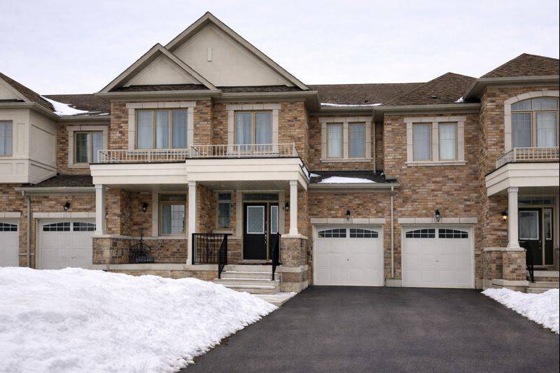 Innisfil, ON L9S 0M9,2135 Speare CT
