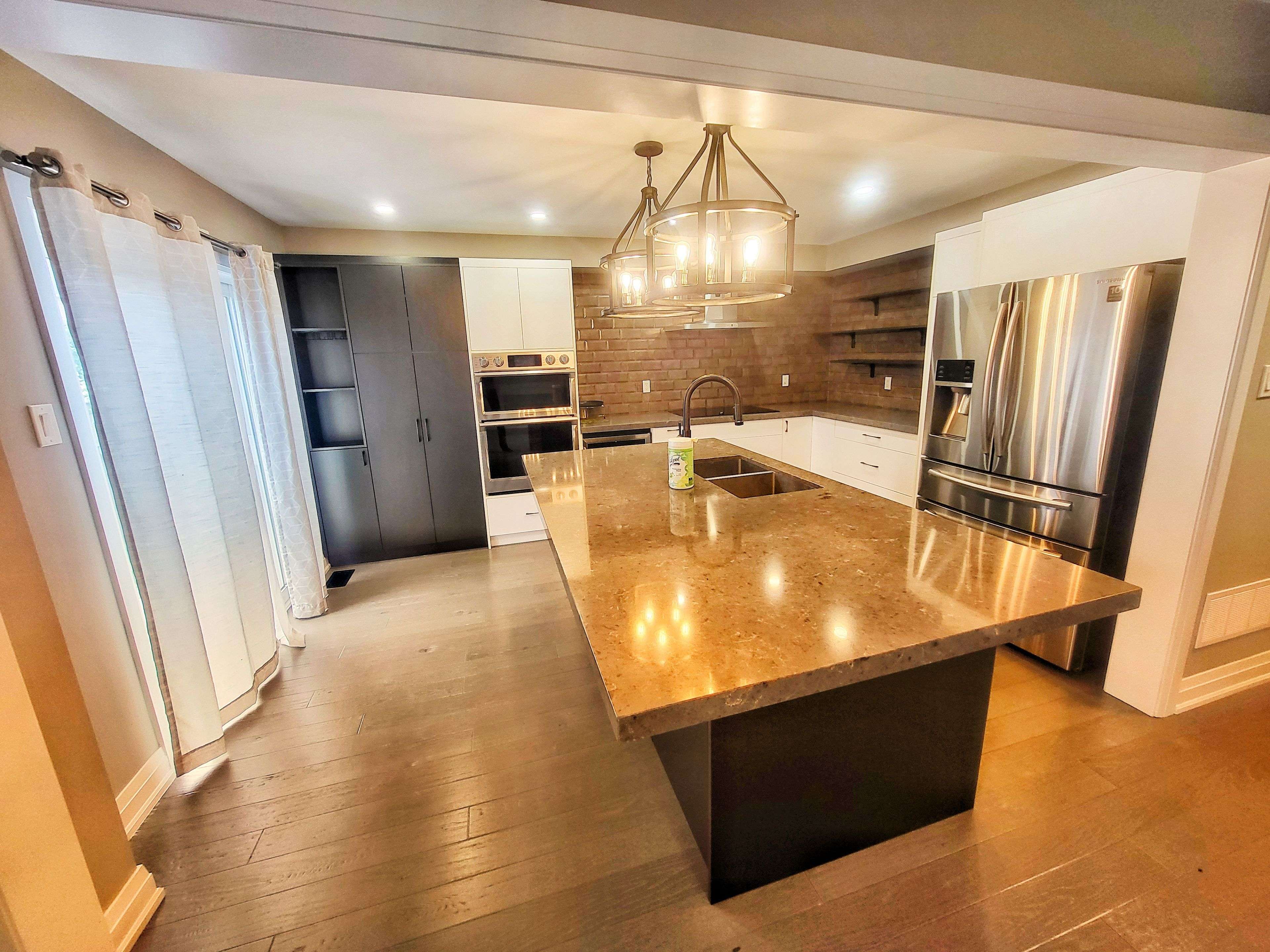 Newmarket, ON L3X 2Y3,249 Marble PL