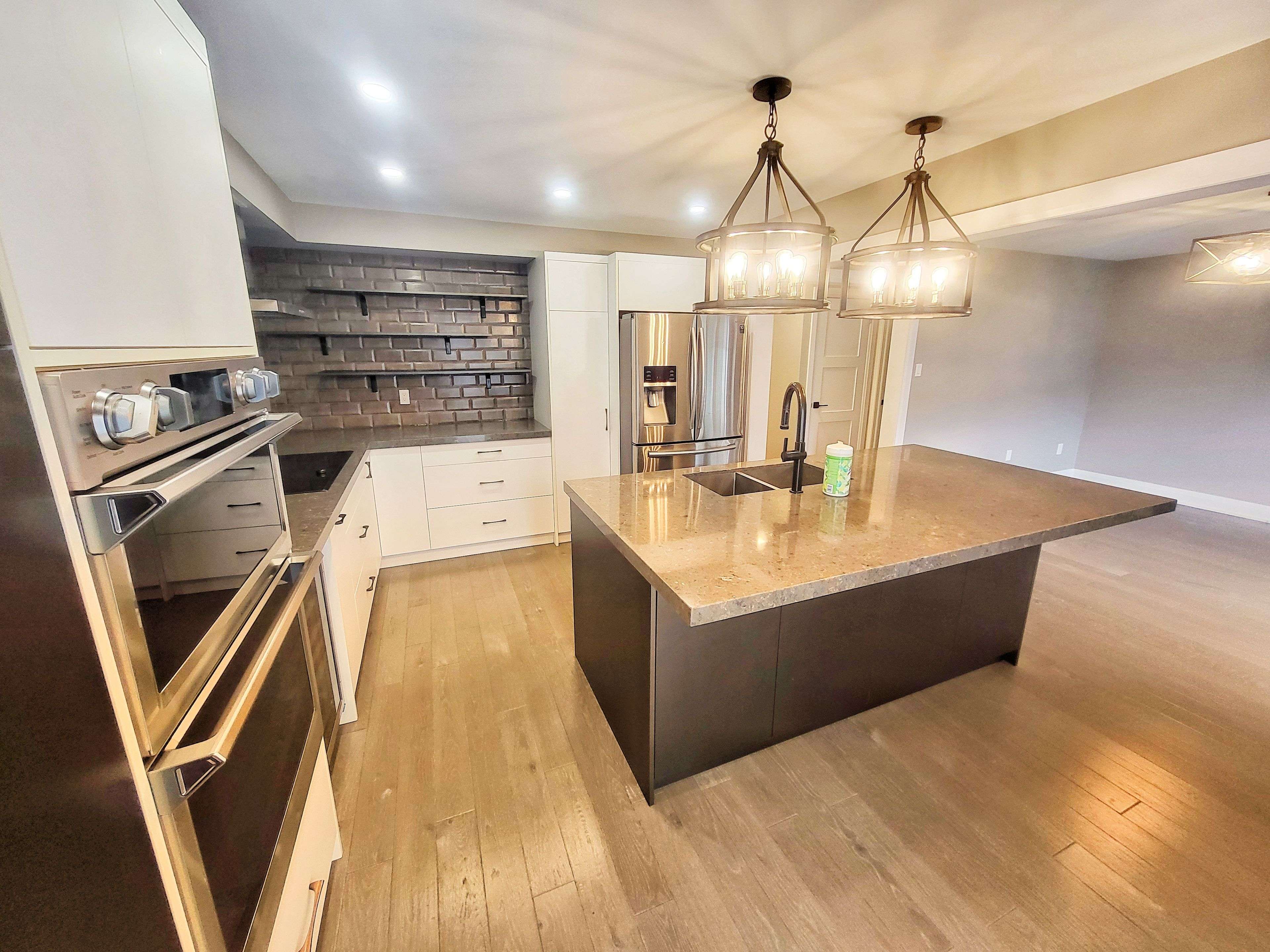 Newmarket, ON L3X 2Y3,249 Marble PL