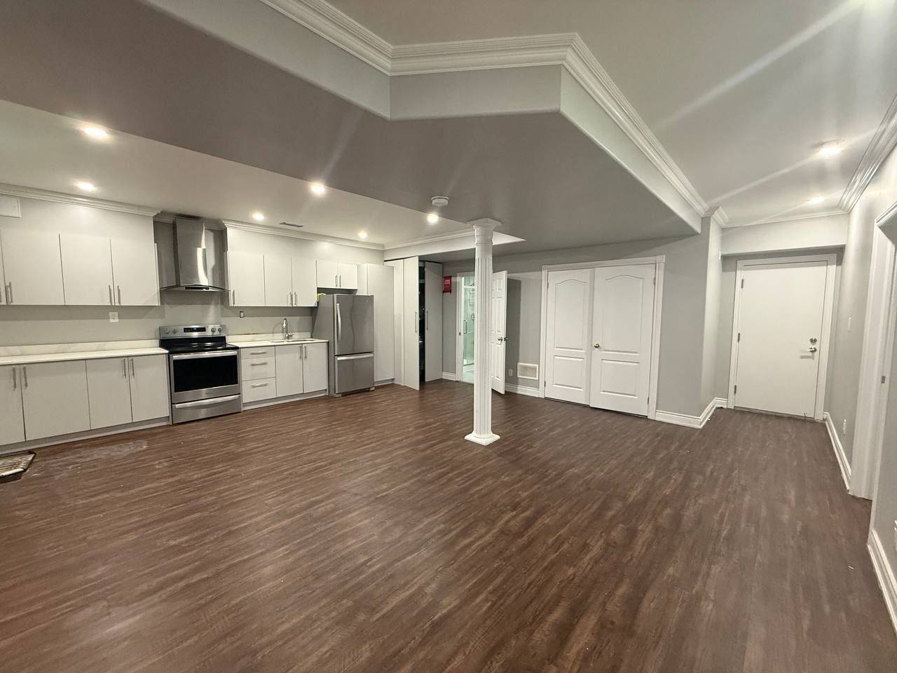 Brampton, ON L7A 3W2,15 Perkins DR E #2