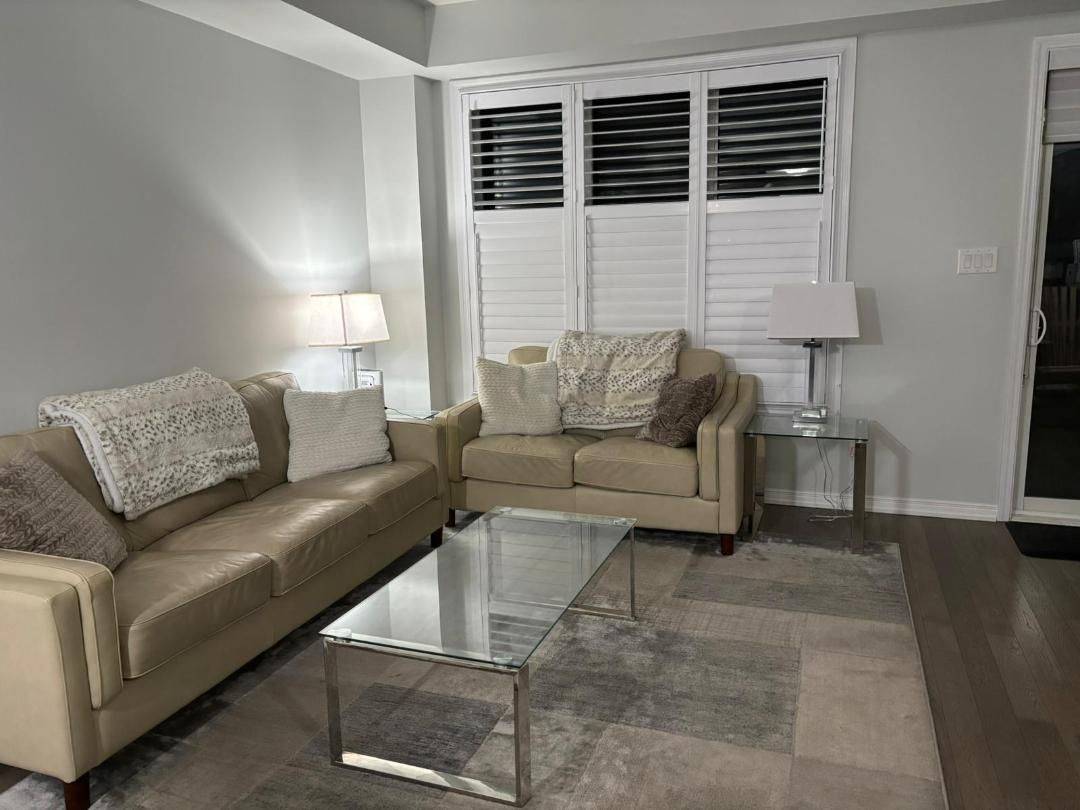 Niagara Falls, ON L2H 3S3,8755 Sourgum AVE E