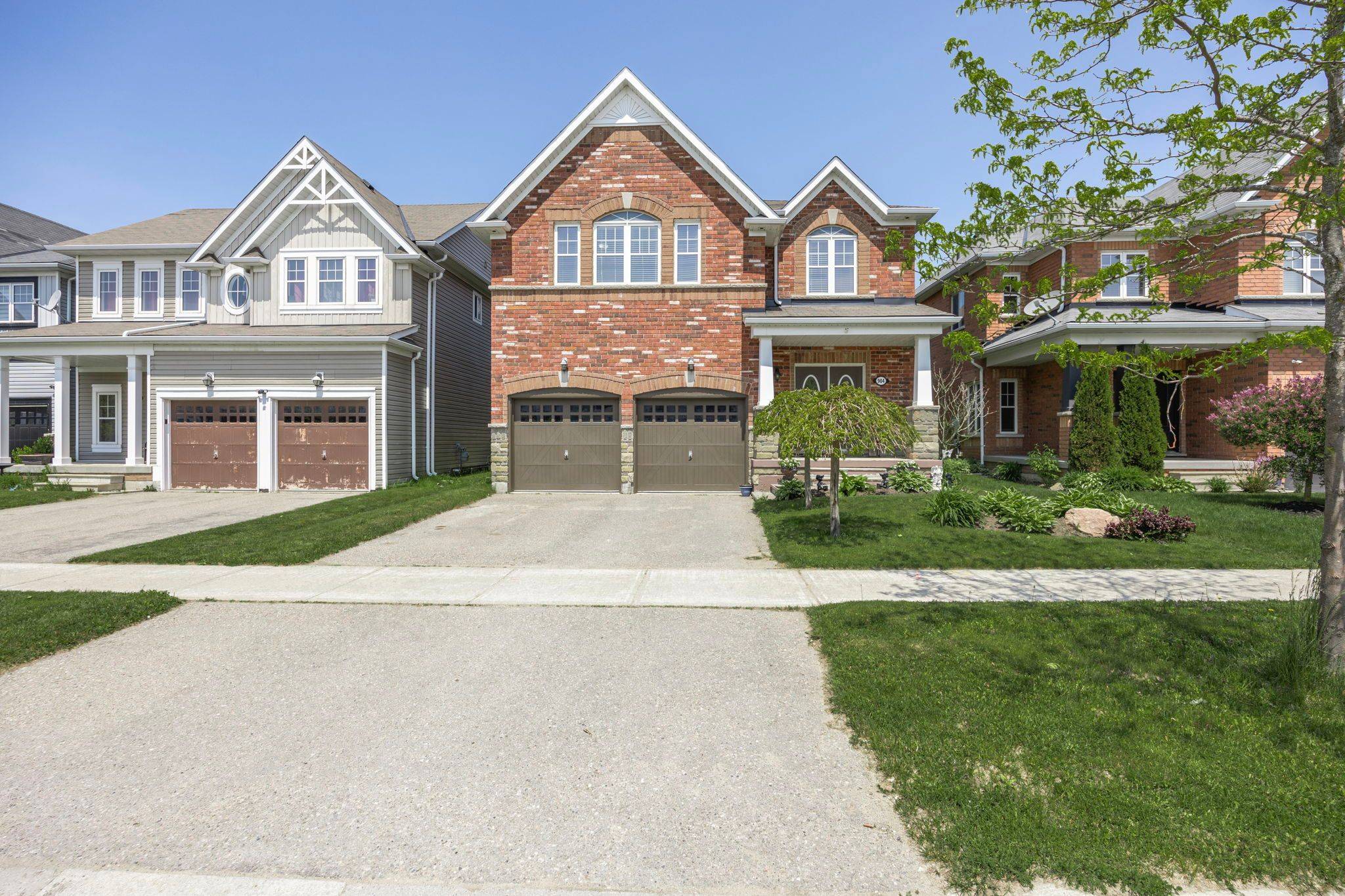 Shelburne, ON L9V 2S7,904 O'Reilly CRES