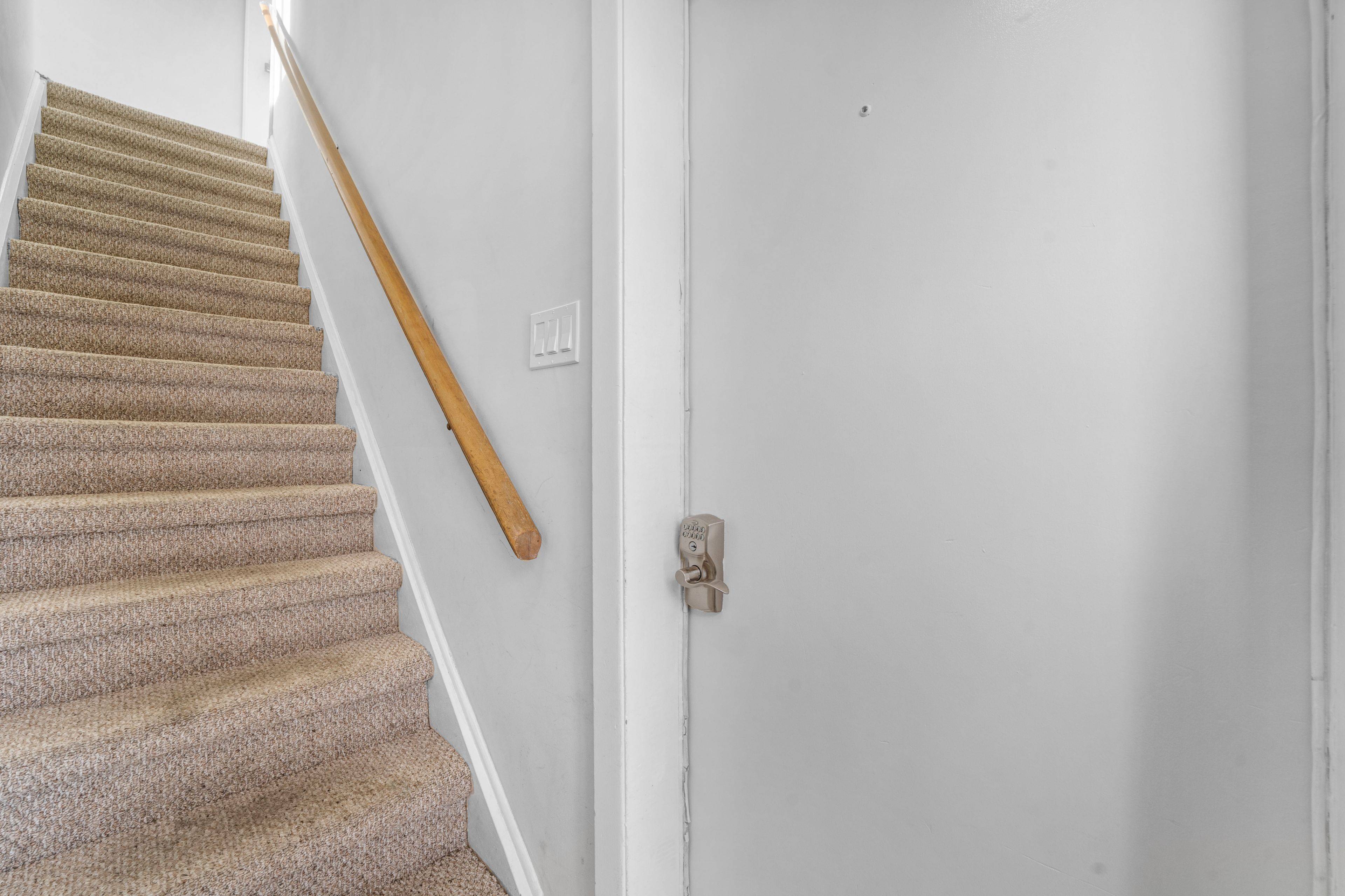 Hunt Club - South Keys And Area, ON K1V 7V9,1666 Edge Hill PL #Upper Unit