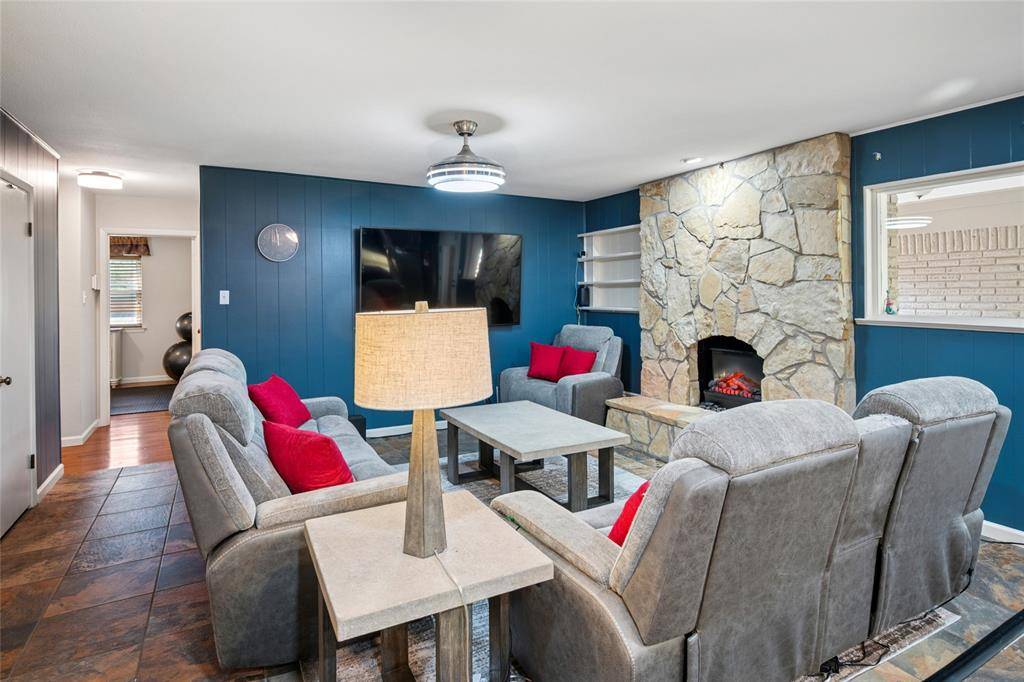 Hurst, TX 76053,1001 Livingston Drive