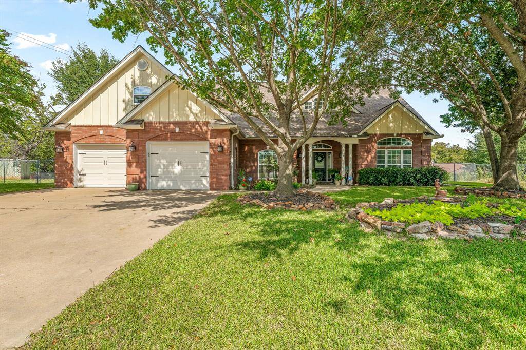 Stephenville, TX 76401,1517 Oakwood Drive