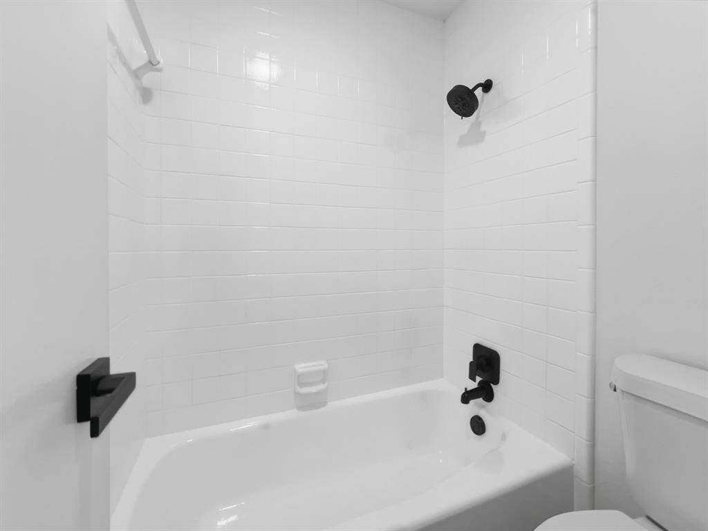 Dallas, TX 75209,3707 Miles Street #10