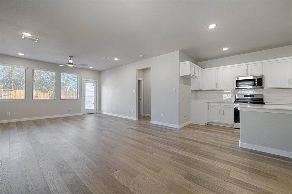 Princeton, TX 75071,806 Pine Beach