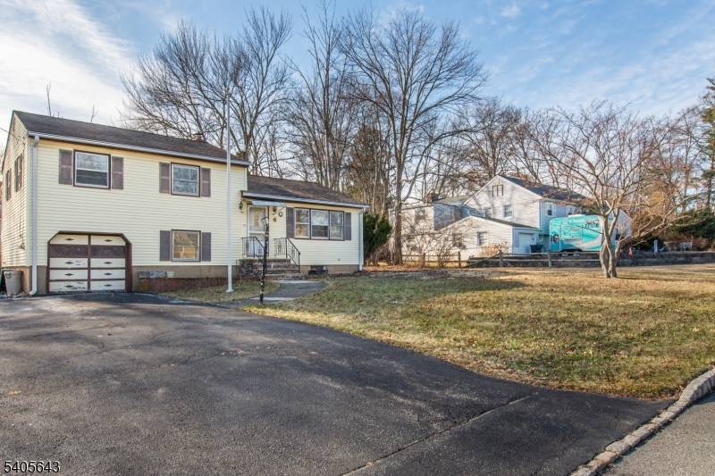 Hanover Twp., NJ 07981,6 Hamilton Ct