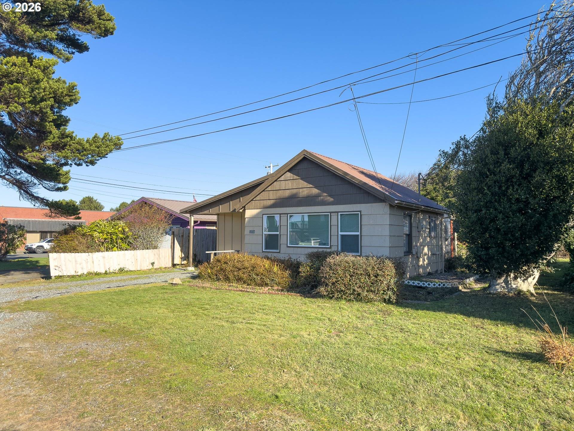 Bandon, OR 97411,1233 ALABAMA AVE