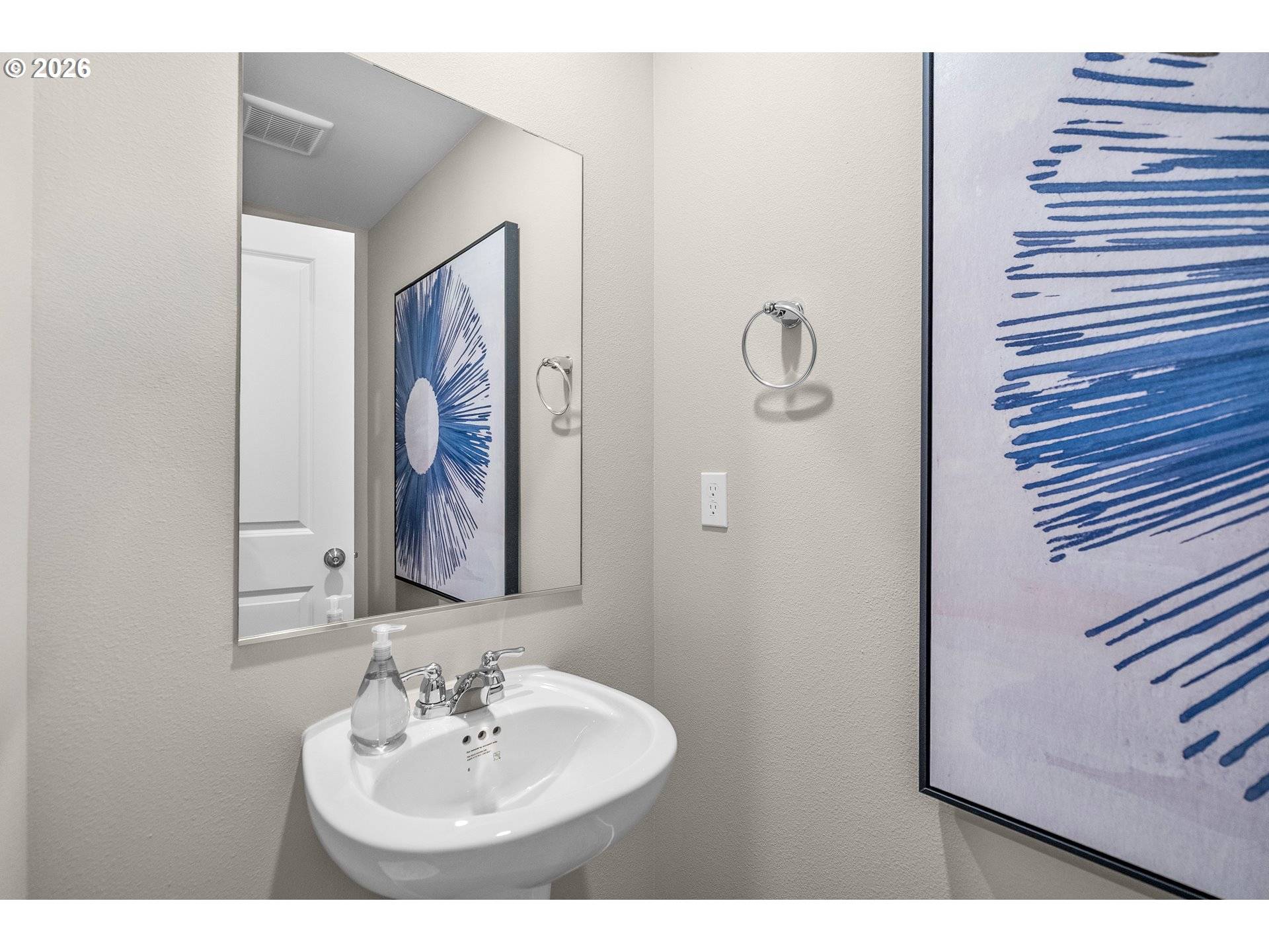 Veneta, OR 97487,25228 Tanglewood WAY