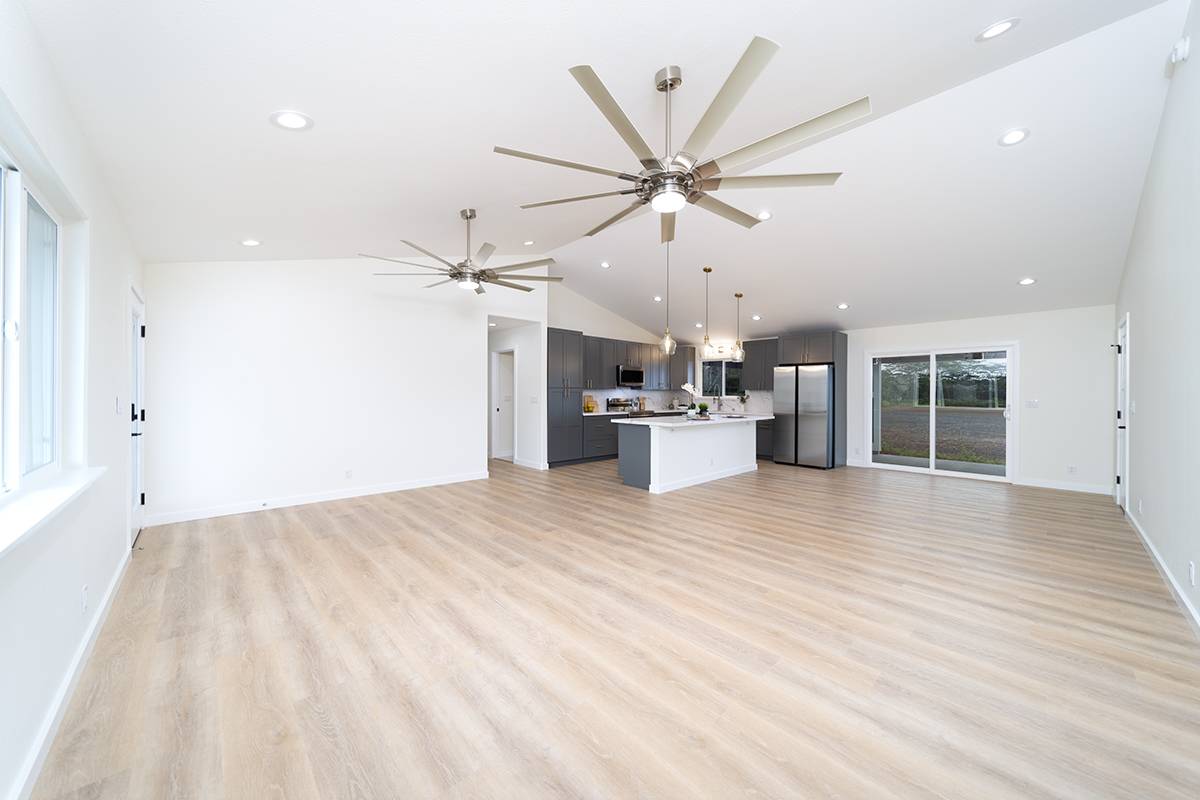 Hilo, HI 96720,2668 KUKU STREET