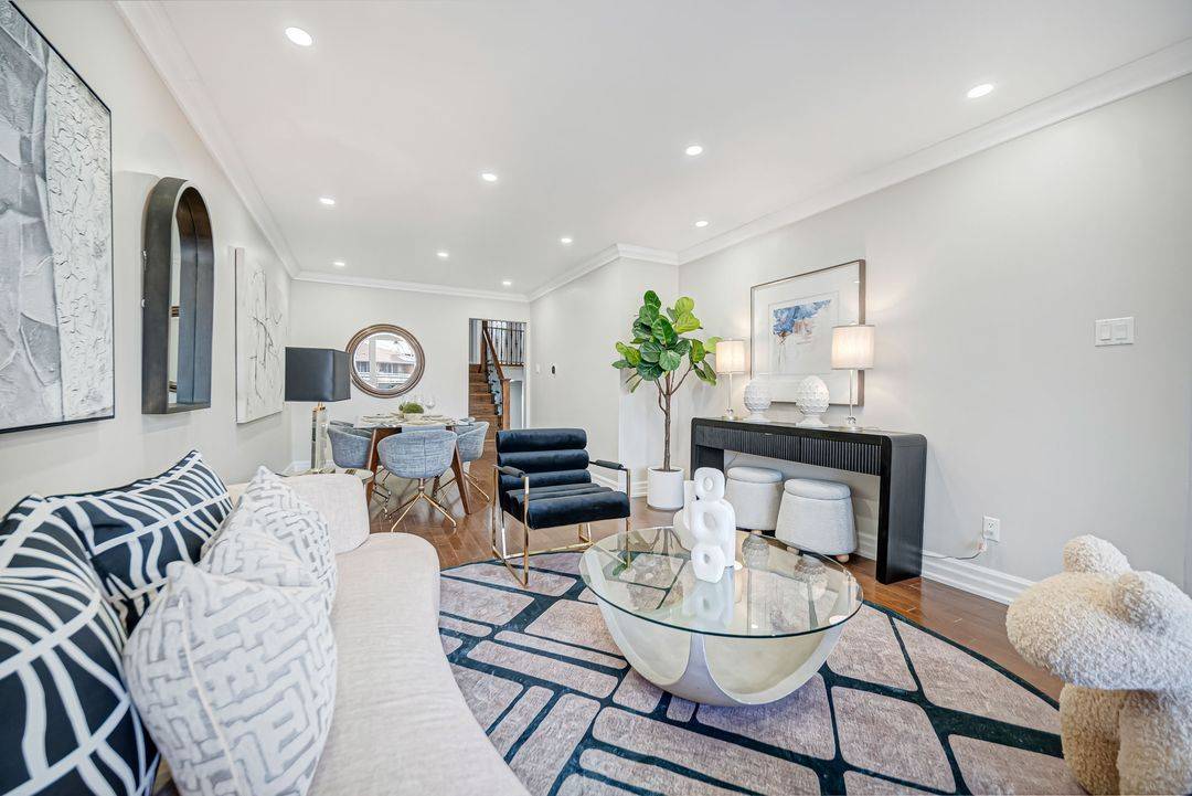 Toronto C15, ON M2H 1K8,42 Bedle AVE