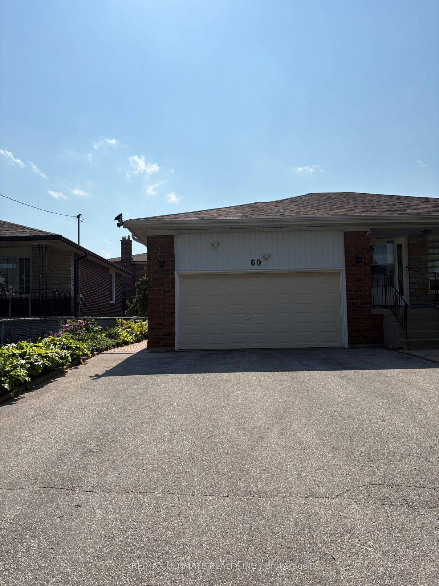 Toronto E10, ON M1E 3A3,60 Westcroft DR