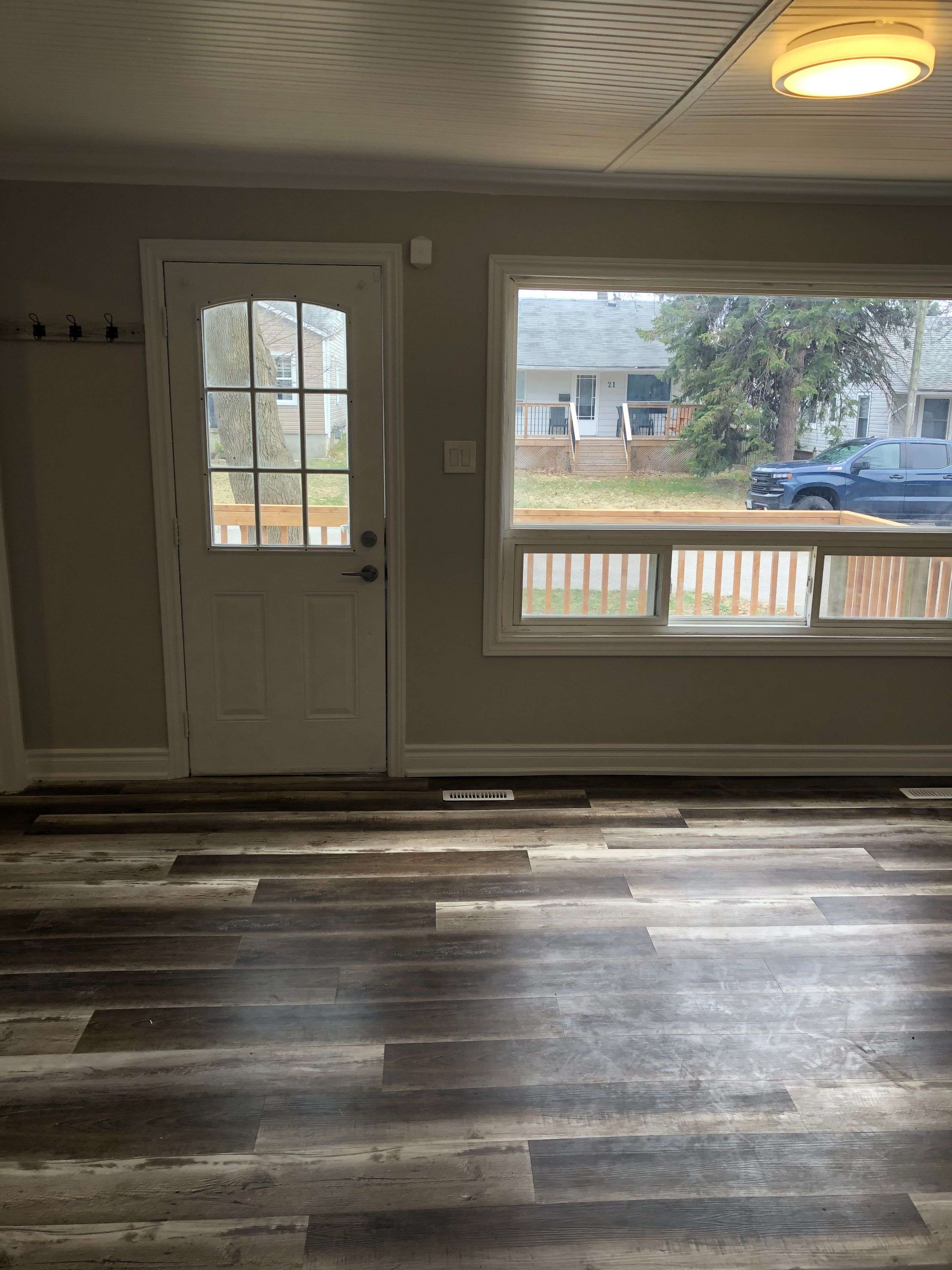 Ajax, ON L1S 1S5,22 George ST