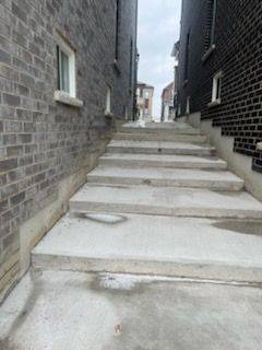 Oshawa, ON L1H 8L7,928 Rexton DR #WalkOut-BSMT