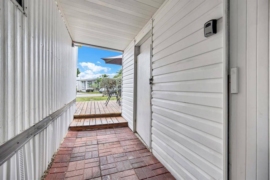 Fort Lauderdale, FL 33312,2130 SW 51st Ct