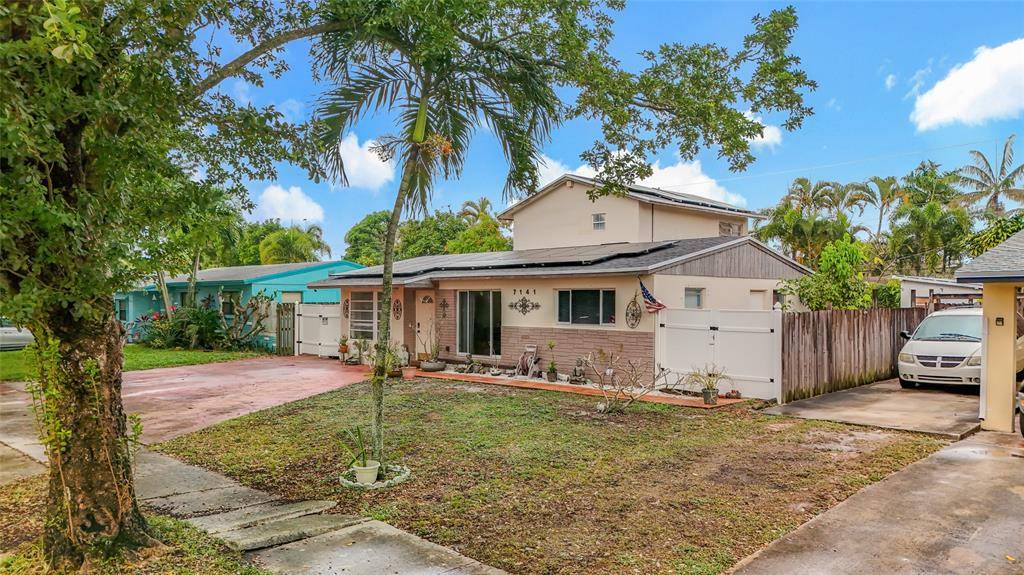 Hollywood, FL 33024,7141 Custer St