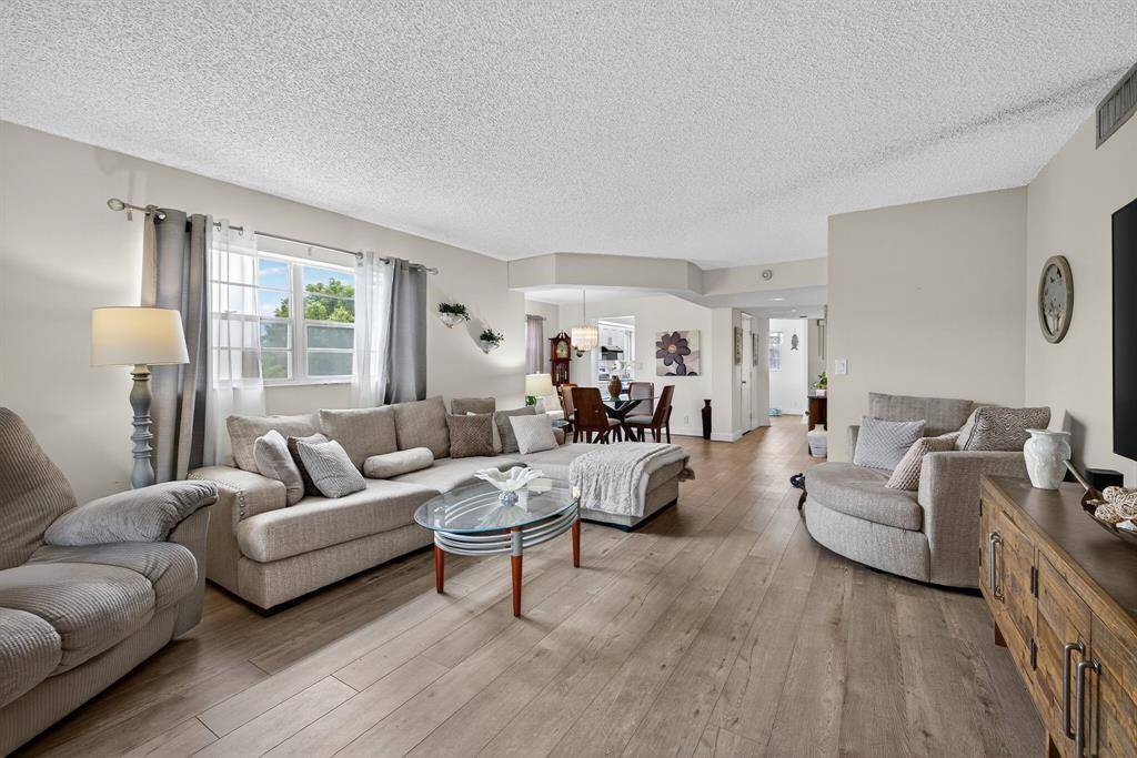 Coconut Creek, FL 33066,1603 Abaco Dr #M4