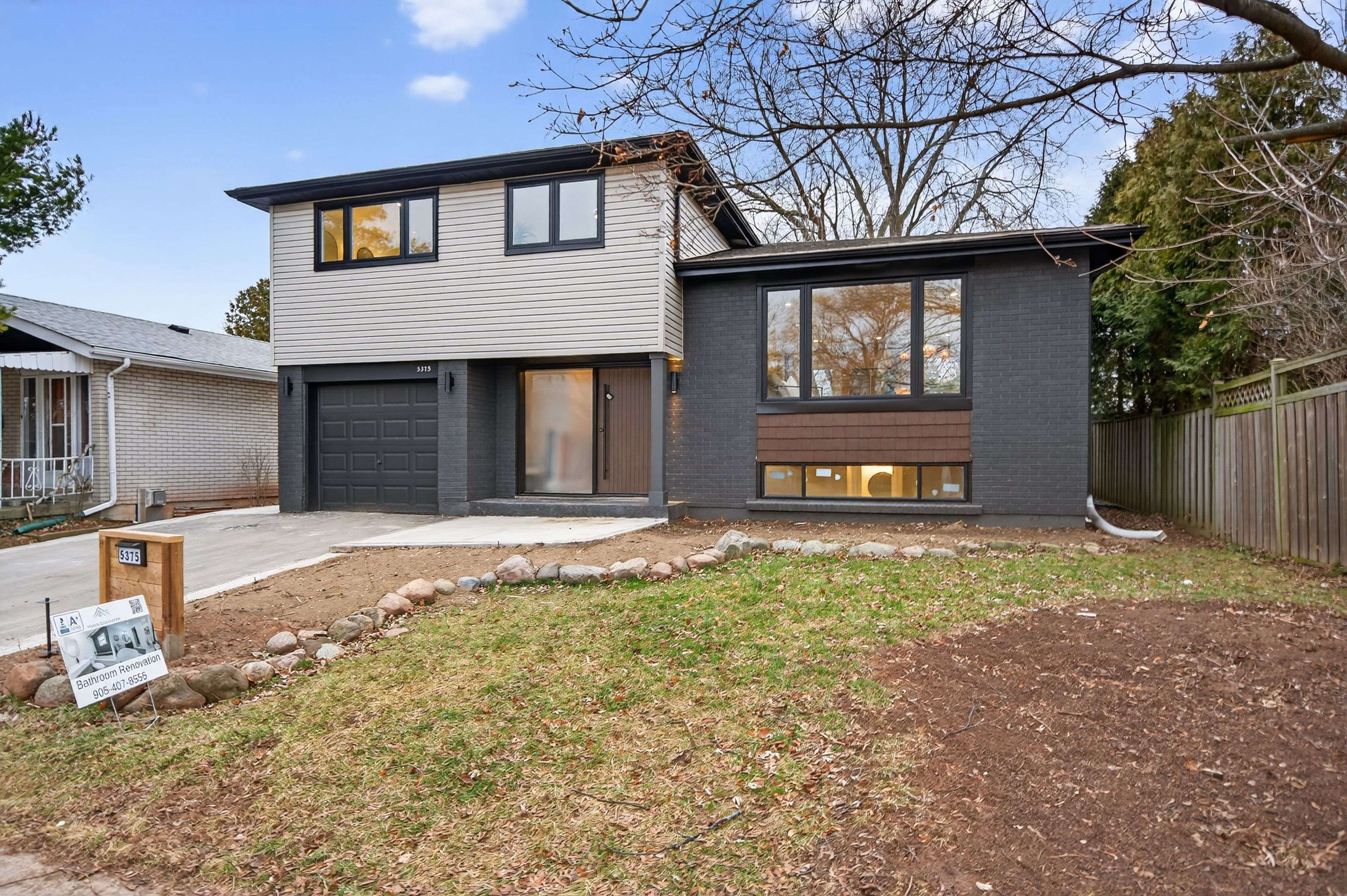 Burlington, ON L7L 3X9,5375 Riverside DR