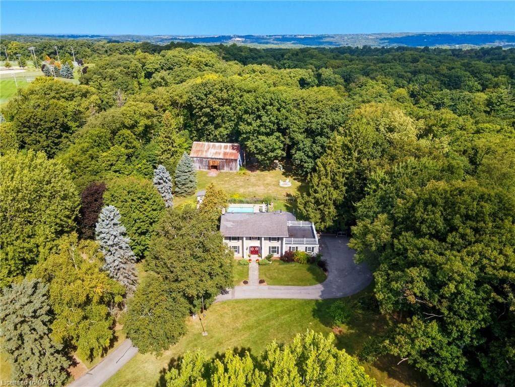 Hamilton, ON L9G 5C3,345 Jerseyville RD W