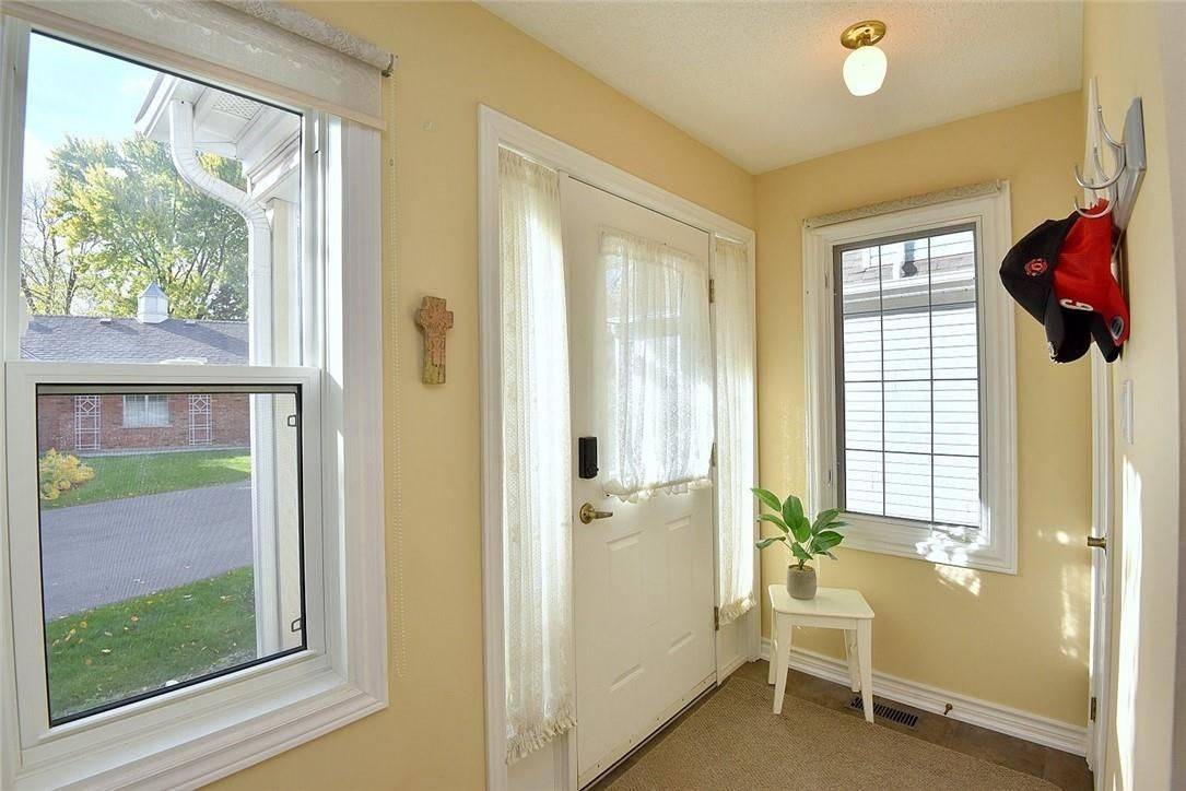 Hamilton, ON L9G 4X7,175 Fiddlers Green RD #59